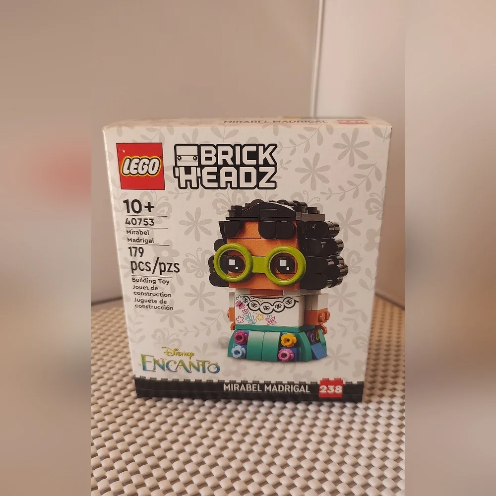 Lego BrickHeadz 40753 Mirabel Madrigal Disney Encanto #238 NWT Building Toy Set